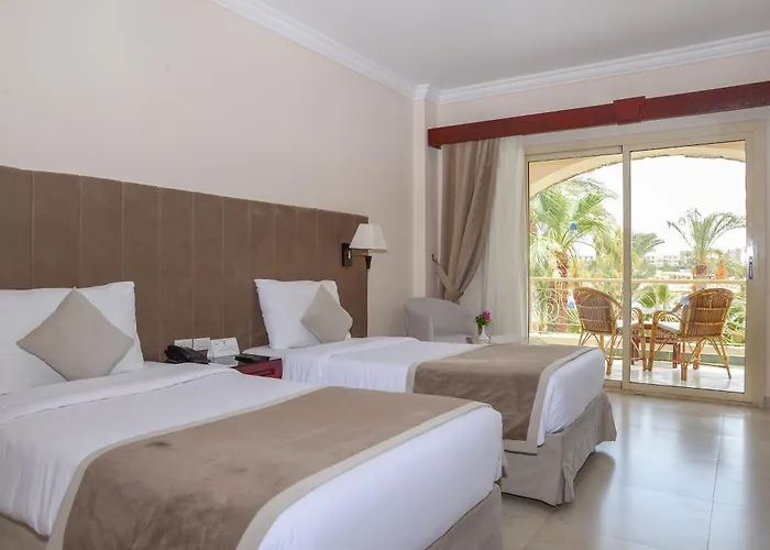 Brayka Bay Reef Resort Abu Dabbab